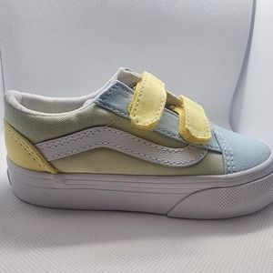 Kids shoes